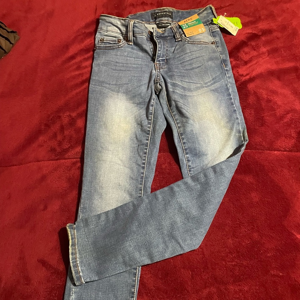 Aeropostale Jegging Low Rise Jeans Size OS BRAND NEW